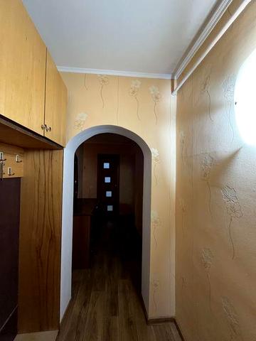 Продам   2-кімнатну квартиру в цегляному будинку, (район готелю «Градецький»)