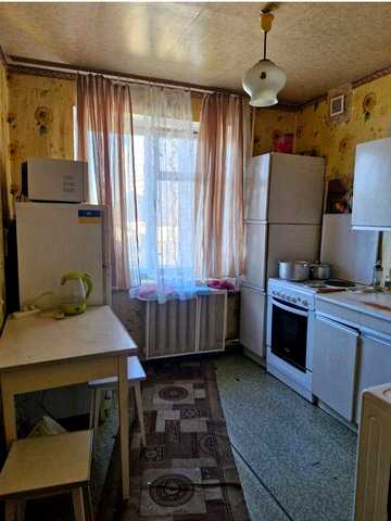 Продам двокімнатну квартиру по вул.Бориспільській(Дарницький р-н)