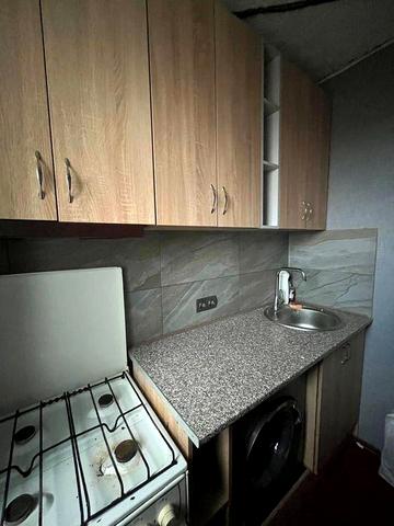 Продам квартиру 1 кім.Кв 8/9Цегла Район Ремзаводу
