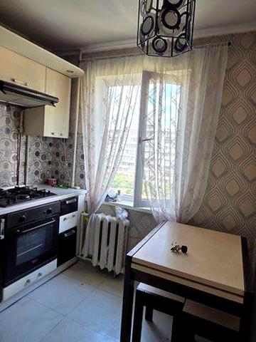 М."Лівобережна". Продаж 2-х кімнатної квартири на Березняках.