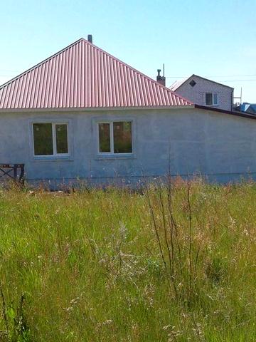 Продаю будинок в місті Каневі.