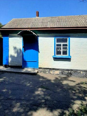 Продається будинок в с. Тишківці Кіровоградської області Новоукраїнського району.
