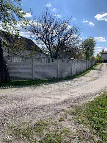 Продам дачу біля озера