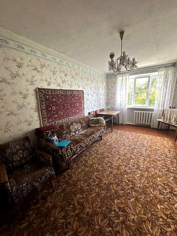 Продаж 3-кімнатної квартири по вул. Є.Чикаленка (Першотравнева)