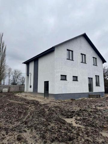 Продам будинок .
