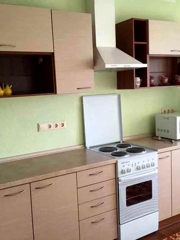 Оренда 1 кімн квартири за адресою Козацька 114, Голосіївський район.