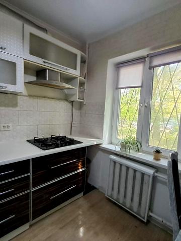 Відрадний просп. (Чубаря), 12