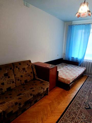 Хутір Шевченка,біля конфетки,2 кімнати,всі зручності