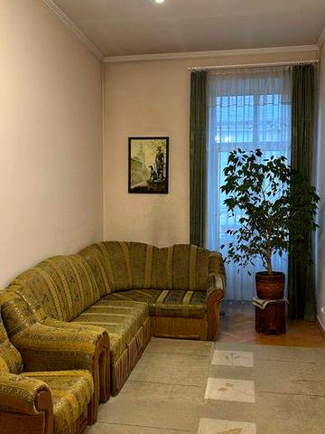 Продаж квартири в центрі Дрогобича
