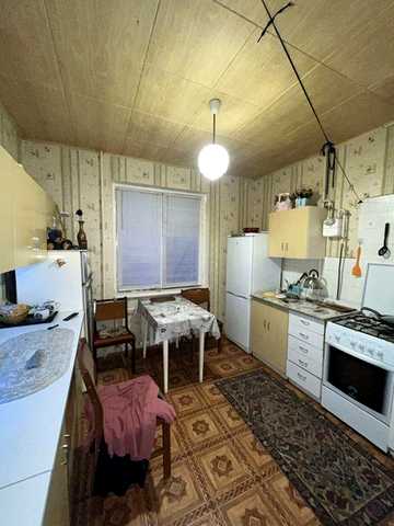 Продам! Центр! 96 кв-л, Рокоссовского, Гагарина ! 4х ком. «чешка» 77 кв.м !!!