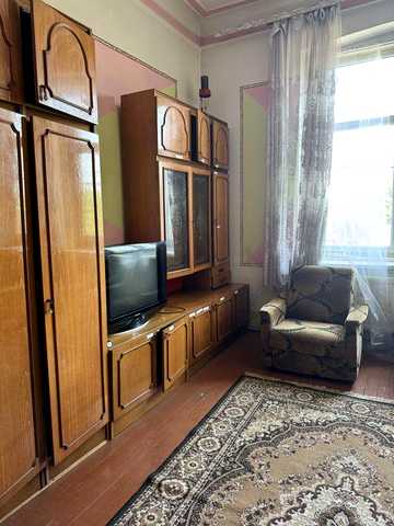 Продам 2 кім квартиру вул Конституційна Чернівці