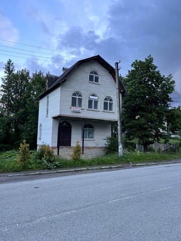 Продаю дом в селищі Бориня Львівська область