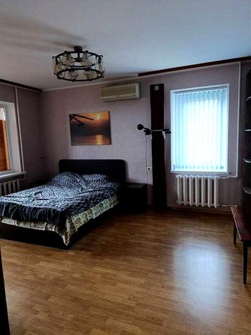Сдам в оренду двокімнатну квартиру у дуже гарному стані (Таїрово, "Чорна Таврія")
