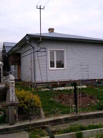 Продається житловий будинок в с. Надіїв