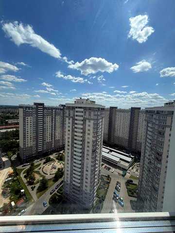 Продається однокімнатна квартира у центрі м. Бровари
