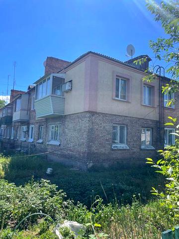 Продаж квартири 100 км від Києва