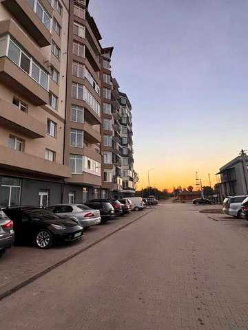 Простора 3 кім квартира, здана є всі комунікації