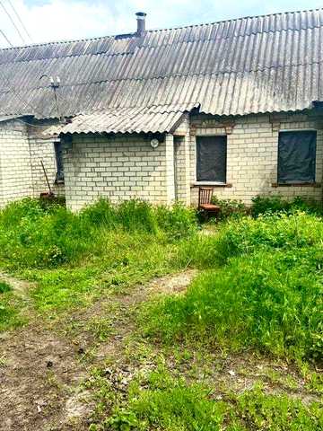 Пропонується до продажу будинок загальною площею 50 м² у зручному та перспективному місці — смт Мала Данилівка.