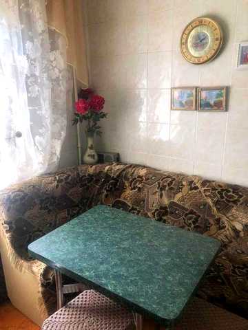 Продам 1к квартиру метро Дарниця