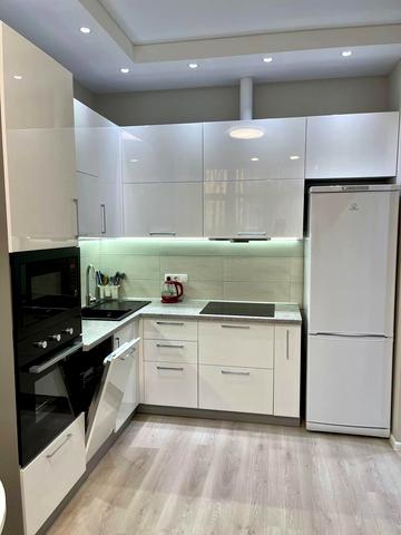 Володимира Моссаковського вул. (Клари Цеткін), 7
