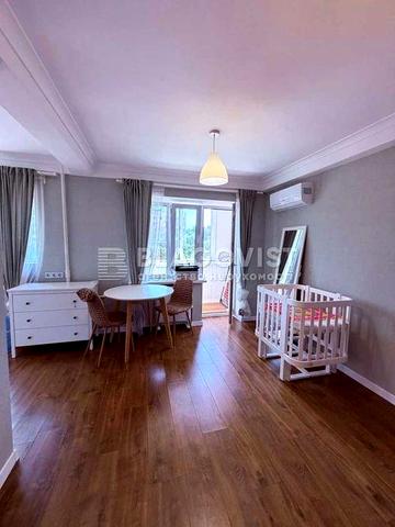 Продаж 1-кімнатної квартири 30,2м2 вул.Кирилівська 115/3 Куренівський парк