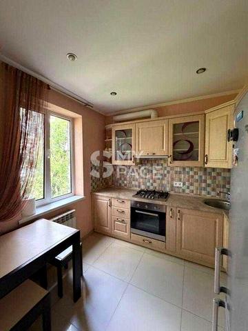 Продаж 1к.кв., Берестейський пр., Цирк, ТРЦ Україна, Центр