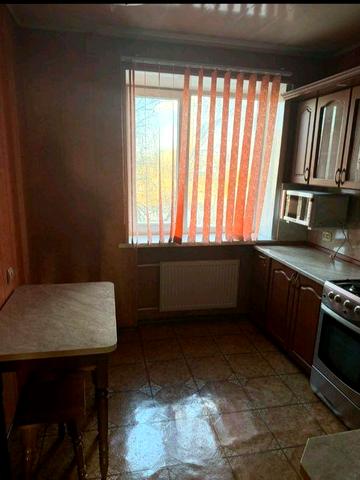 Продам 3 квартиру з ремонтом,вул.Хмельницького (Коперативна) Ізюм