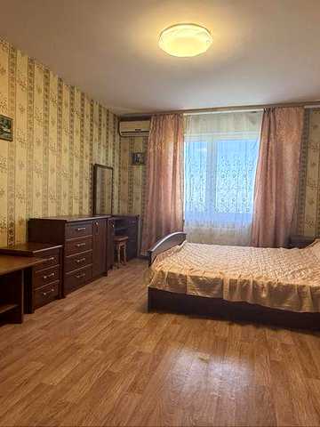 Продаж 1-к квартири Макаренка