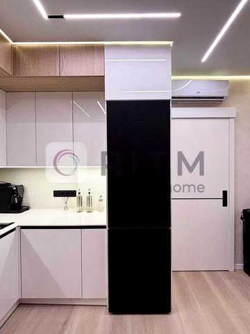 Продаж 2-кімнатної квартири з дизайнерським ремонтом у ЖК Continent Style