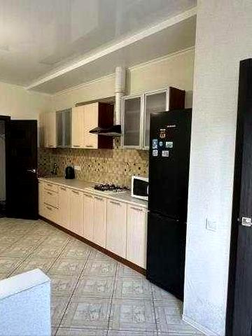 В продажу 1-к квартира укомплектована - Авангард , вул. Миколая Аркаса