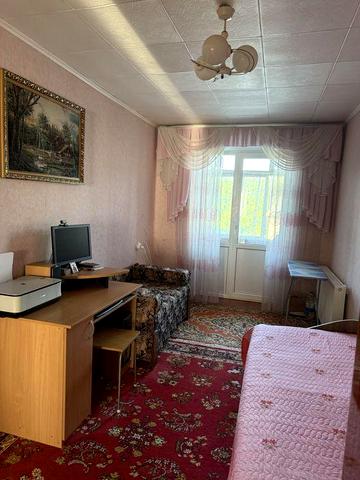 Продається квартира 3-кімнатна