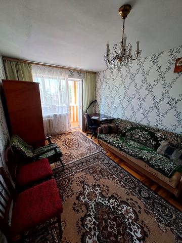 Тенісна вул., 14