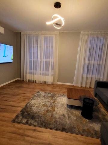 Перша здача  Двох кімнатна квартира 64,5 м² на вул Гленца