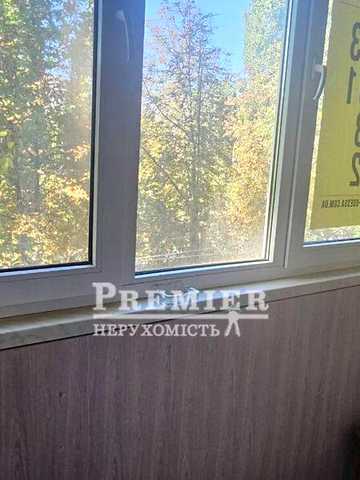 Продаж 1к Квартира Небесної Сотні (Маршала Жукова) проспект