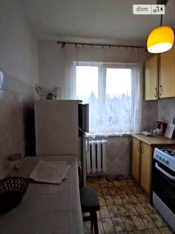 Продаж 3к Квартира Олексія Вадатурського (Маршала Малиновського) вулиця