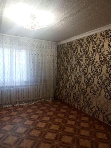 Сдам двух комнатную квартиру , район площади