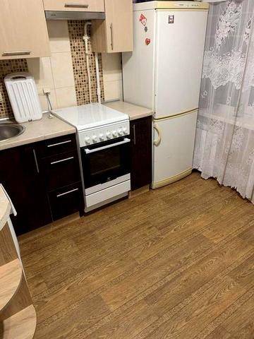 Продам 1к квартиру з охайним ремонтом Ружинська вул. (Вільгельма Піка), 31. Метро Берестейська 15хв. пішки