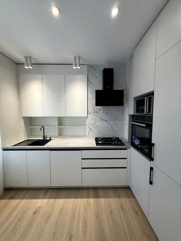 Продаж! Двухкімнатна квартир 85м2 р/н Пивзавод вул.Соборна,348
