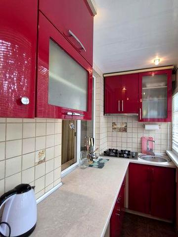 Сдам 2 комнатную , 8000 гр