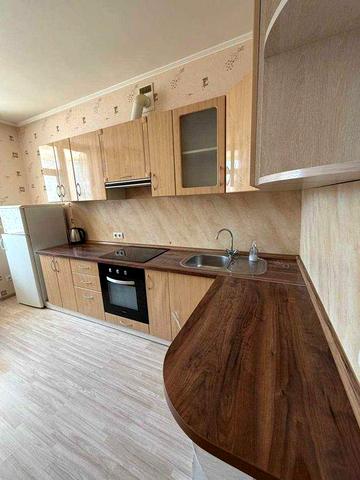 1 к. кв. 45 м2, Чавдар 7, поруч метро Осокорки, Позняки, є генератор