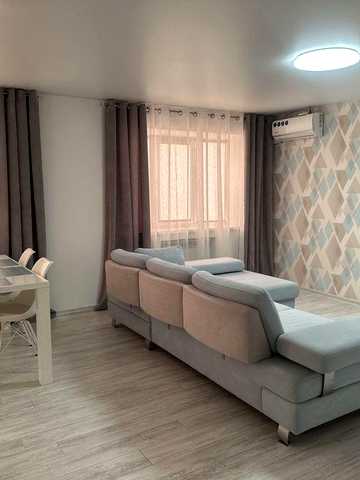 Продаж квартири  95 м2