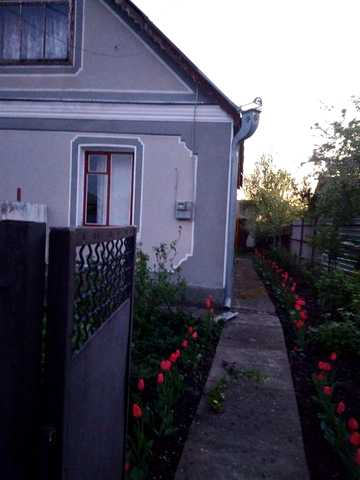 Пропонуємо до продажу  півбудинку  в м.Шпола