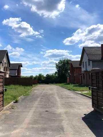 Будинок 240м2, 10 соток, с. Бобриця(поруч Боярка, Білогородка) Комунікації підведені