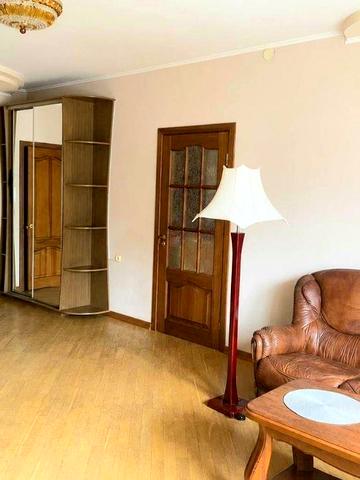 М.Холодная Гора, продам 3ех комн.кварт.,ул.Дудинская 9,Hg11