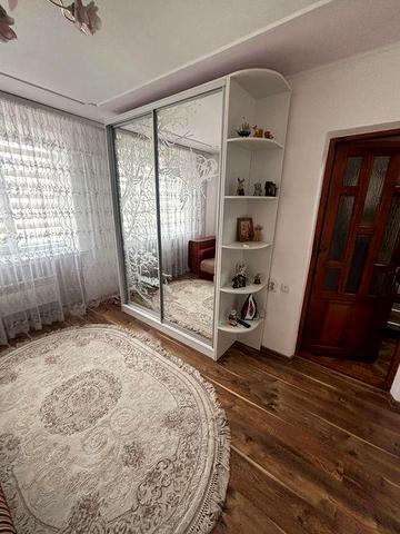 Двохкімнатна квартира в центрі Заводського