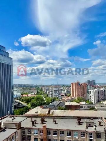 Костомарівська вул., 1, Центральний, Дніпро, Дніпропетровська 250000 USD