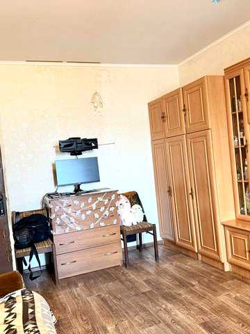 Продам. Двокімнатна вул. Пономарьова
