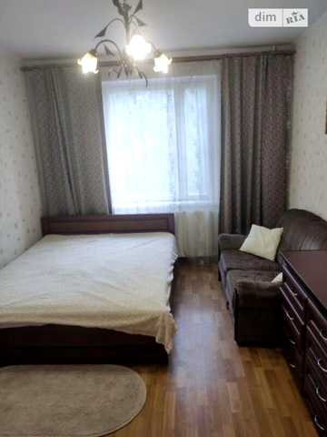 Продаж 3к Квартира Космонавтів вулиця