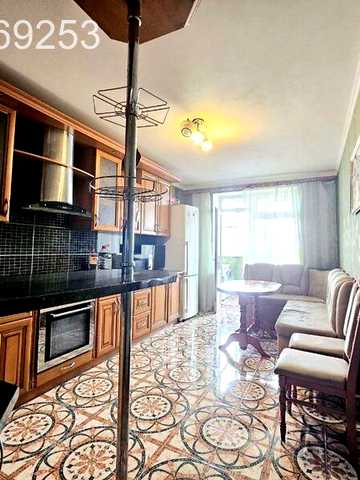 Продаж 2к Квартира Паркова вулиця