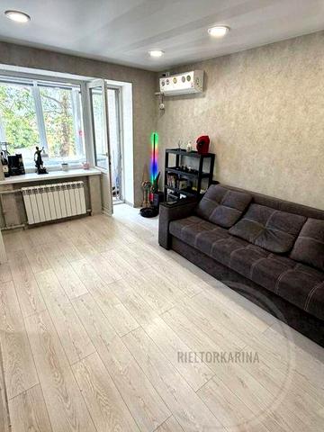 Продаж 3к квартири Соляні/Млинна з ремонтом на 2 поверсі з 5